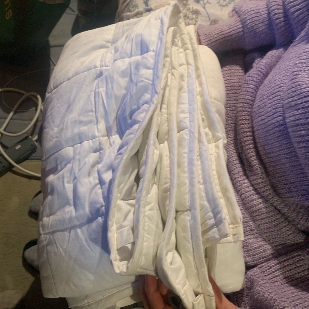 White Quilted Comforter / heavyweight Duvet Insert